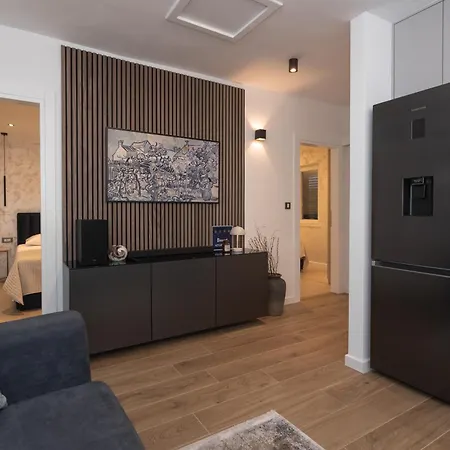 Omnia * Dubrava (Sibenik-Knin)