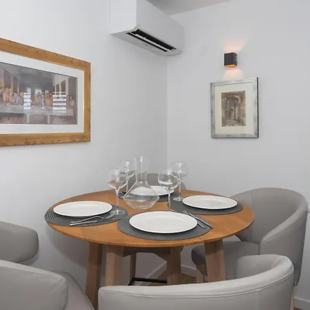 Omnia * Dubrava (Sibenik-Knin)