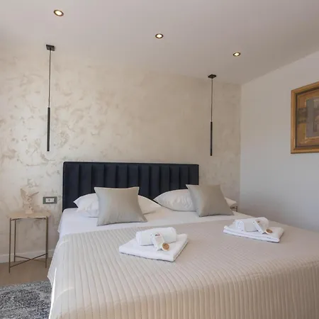 Omnia Dubrava (Sibenik-Knin)