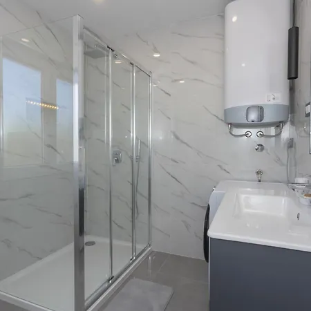 Apartment Omnia Dubrava (Sibenik-Knin)
