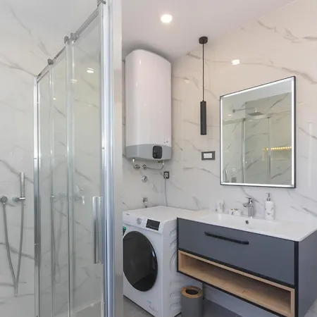 Omnia Dubrava (Sibenik-Knin)